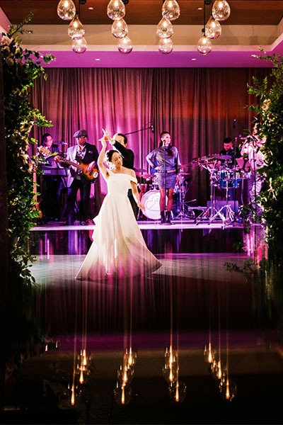 Best Wedding & DJ Services showing a glamorous first dance of bride & groom