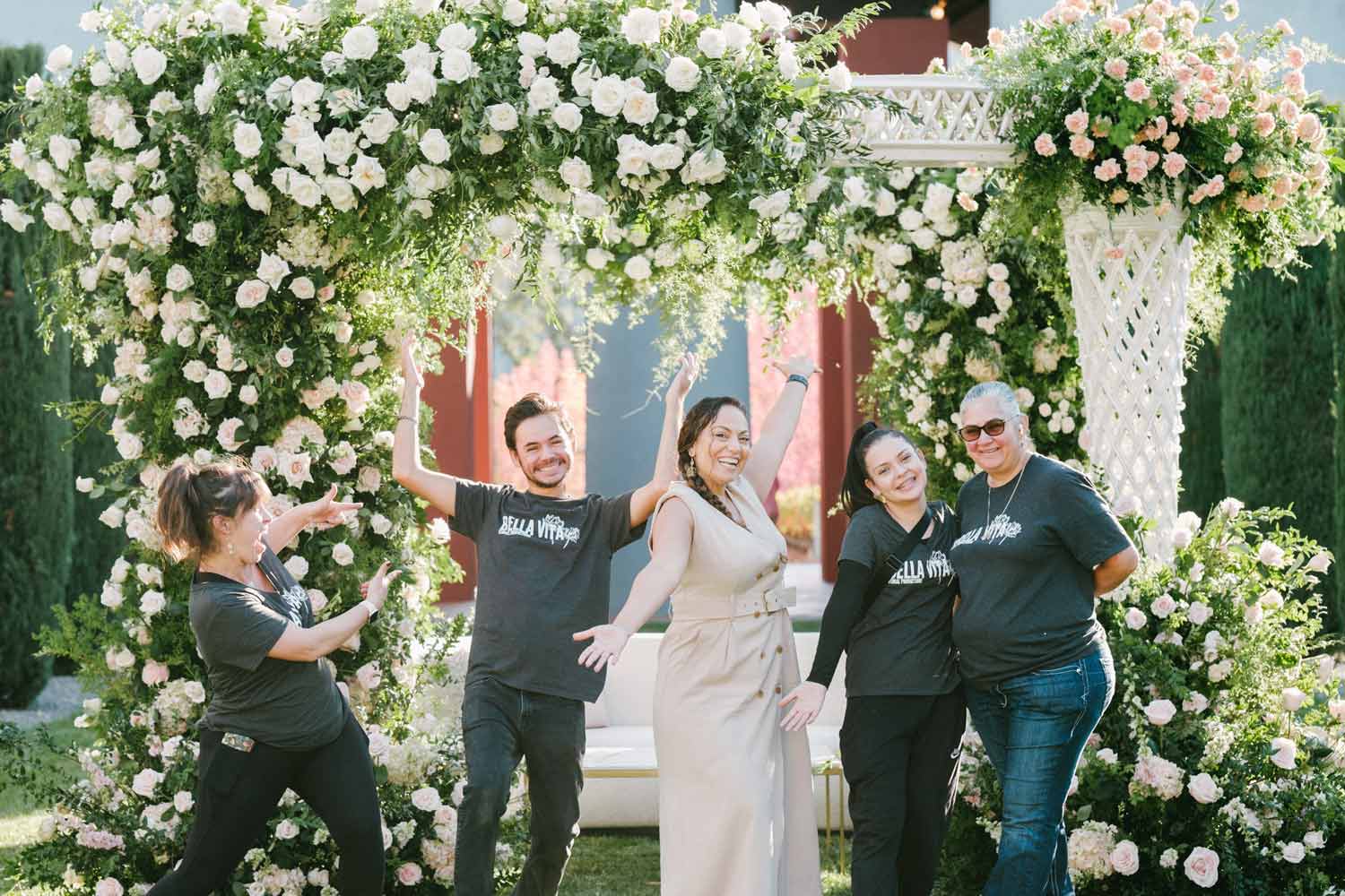 Samar Hattar and the Bella Vita Team celebrate a gorgeous setting and floral arrangement created for a joyful proposal at Clos LaChance. Event by Blissful Events. Image Captured by Danny Dong Photography.  